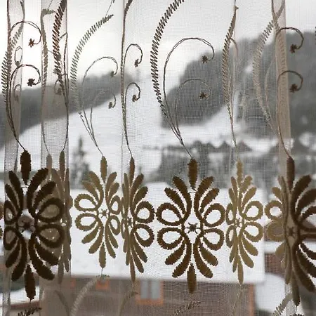 Vershina Bukovelyu