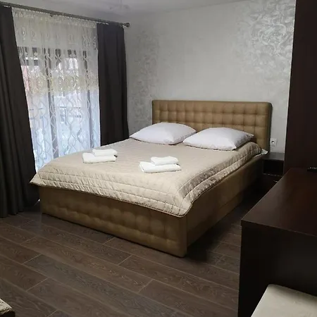 Vershina Bukovelyu Guest house *